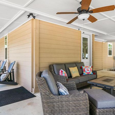 Pampered Pillow Canyon Lake Exterior photo