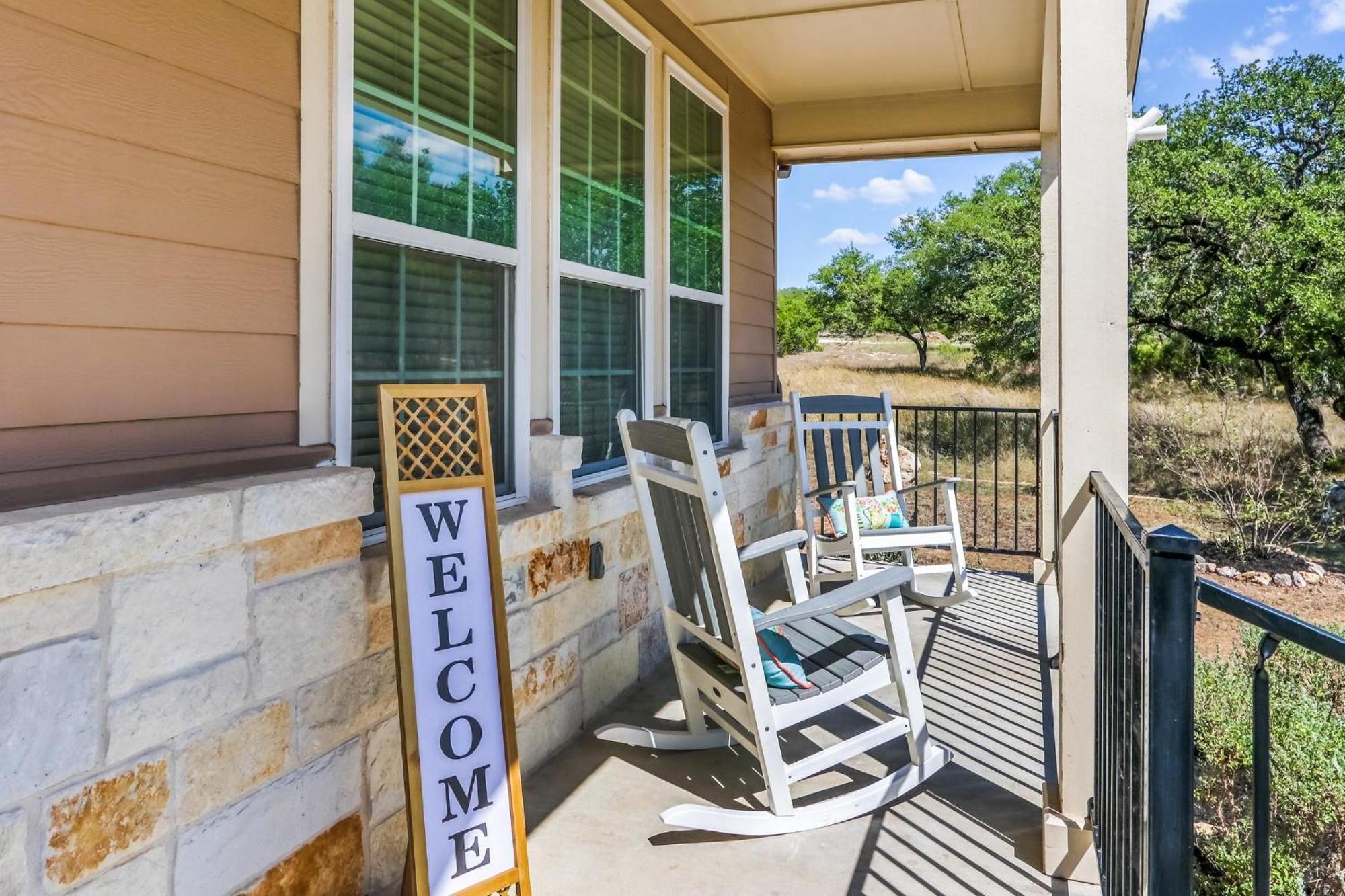 Pampered Pillow Canyon Lake Exterior photo